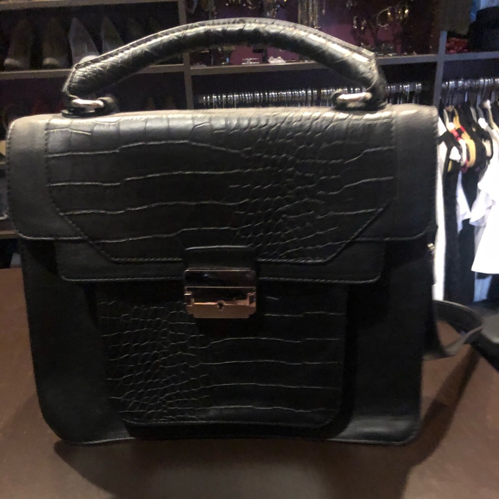 Express Black Handbag